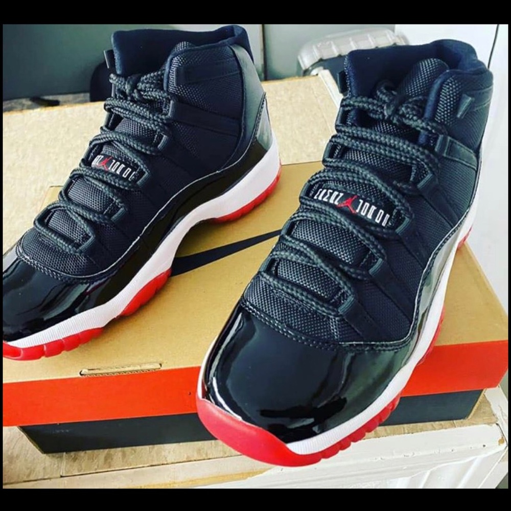 BRED JORDAN 11s